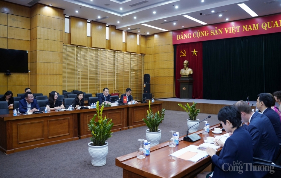 Vietnam – Netherlands boost cooperation in trade, logistics and sustainable energy projects